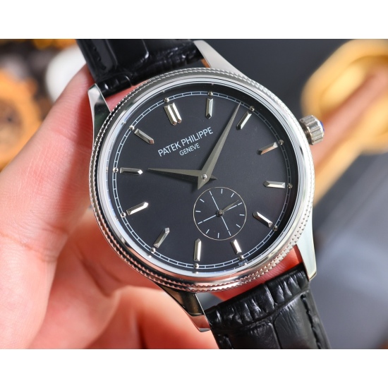 20240417 White Paper 440, Mei 460 Two Needle Half New Product Brand: Patek Philippe Type: Boutique Men's Watch Strap: Genuine Cowhide Watch Strap Movement: Fully Automatic Mechanical Movement Mirror Surface: Mineral Reinforced Glass Taste Elegant, Vast, a