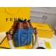 2023.10.26 P215 (Folding Box) size: 1217FENDI Fendi denim mini bucket bag denim with caramel color, perfect retro color scheme! The soft hemp rope woven handle is another new design! Carrying it out is a very eye-catching existence ✔️