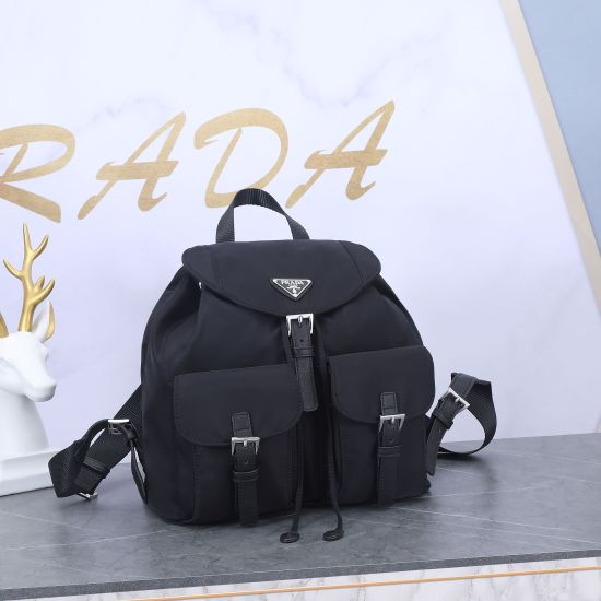 On March 12, 2024, batch 480, P released the classic model 2811, which is a top-notch product made of imported parachute fabric, cross patterned cowhide, and top-notch hardware. It is fashionable and timeless, with a length of 31X height of 32X bottom of 