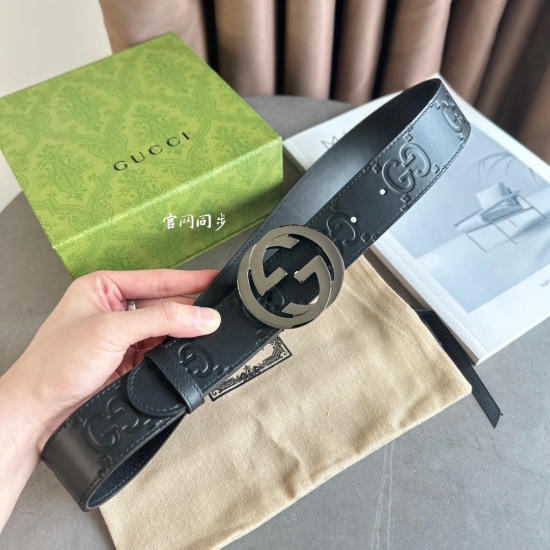 Gucci counter new version banner code 703147KAAAD8358 GG Home is currently the hottest embossed calf leather with a width of 4.0cm, classic double G buckle
