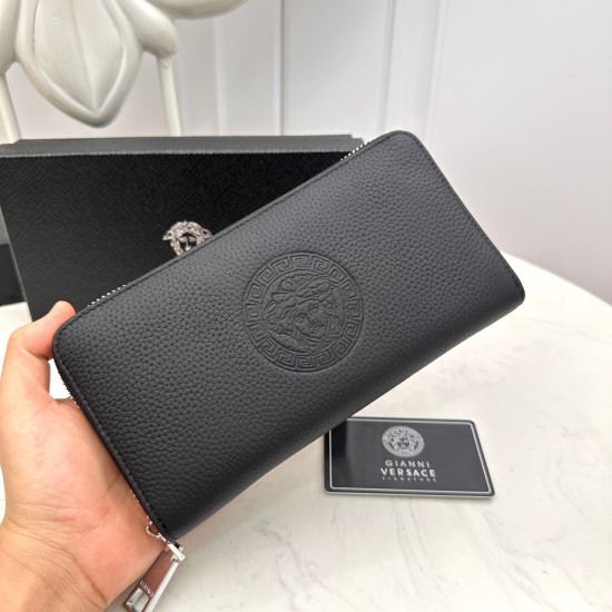 2023.07.14 [Original] VERSACE Versace ‼  【 Model 】 666029 Small Wallet 【 Size 】 19-10-1.5cm 【 Color 】 Black High end Quality (Original Original) 【 Material 】 VERSACE Counter Shopping Classic ‼ Original imported cowhide ‼ Authentic imported YKK logo hardwa