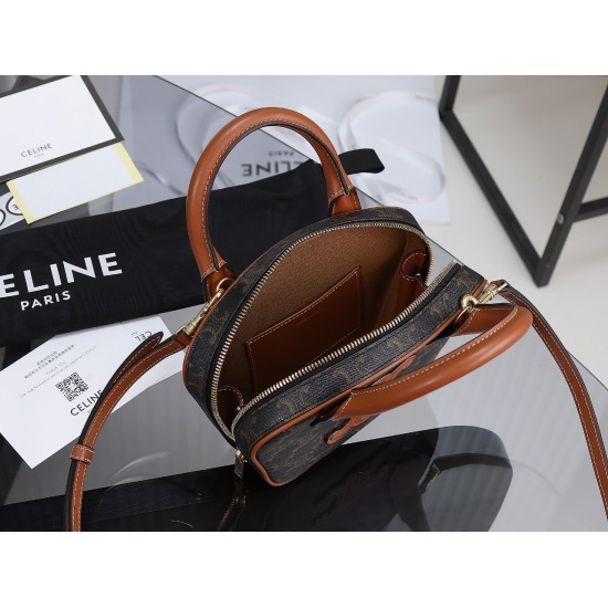 20240315 P1010 [Premium Quality All Steel Hardware] CELINE 22s New Product | Mini Logo Printed Cow Leather Bowling Bag Super textured bowling bag, cute and retro, just the right size, can also hold a mobile phone~can be carried by a crossbody hand with Tr