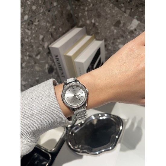 20240417 White 260 Mei 280 Ceramic Band+20 New First Edition Chanel CHANEL - Elegant and Elegant Women's Watch, with a creative, lightweight and comfortable case. The watch chain is composed of ergonomically designed curved ceramic steel chains, perfectly
