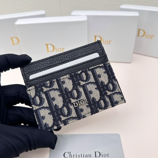 2023.09.27 Brand: Dior D43