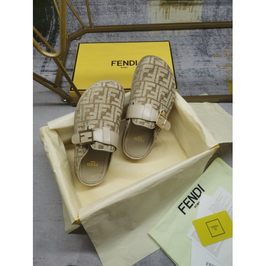 20240403 P230, the latest popular half slipper from Fenjia, with FF decorative buckle, embellished with FF pattern velvet jacquard material and matching leather edges, sizes 35-45