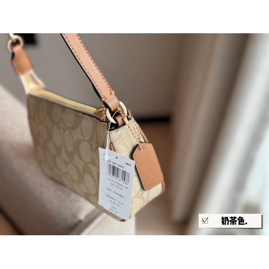 2023.09.03 130 box size: 19 * 12cmC Home Nolita19 Mahjong bag retains its original shape and adds pearl accessories and a long chain to look good and useful! Search for Kouchi Coach Mahjong Bag