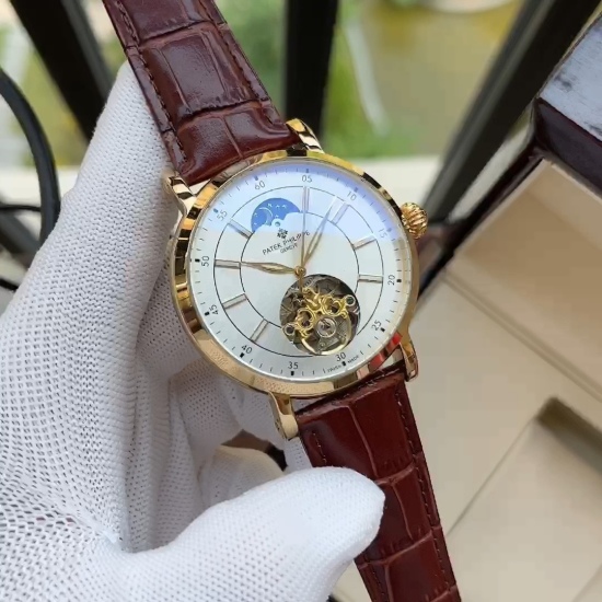 20240408 520. 【 Fashionable, generous, and elegant temperament 】 Patek Philippe Men's Watch Fully Automatic Mechanical Movement Mineral Reinforced Glass 316L Precision Steel Case Leather Strap Simple and Exquisite Business and Leisure Size: Diameter 42mm,