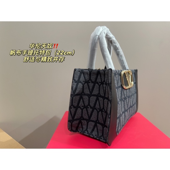 2023.11.10 P215 folding box ⚠️ Size 22.17 Valentino Canvas Tote Bag Comfortable and Exquisite, Simple and Elegant yet Careful, Easy to Create Elegant Commuter Wear