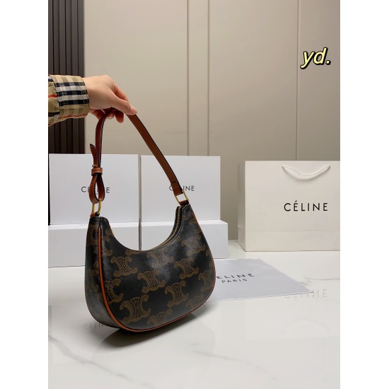 2023.10.30 P190 (Folding Box) size: 2313CELINE Sailing AVA Print Lisa The same underarm bag features a small and elegant half moon pea shaped silhouette paired with short shoulder straps~Smooth lines, rounded body, stable and retro autumn and winter style