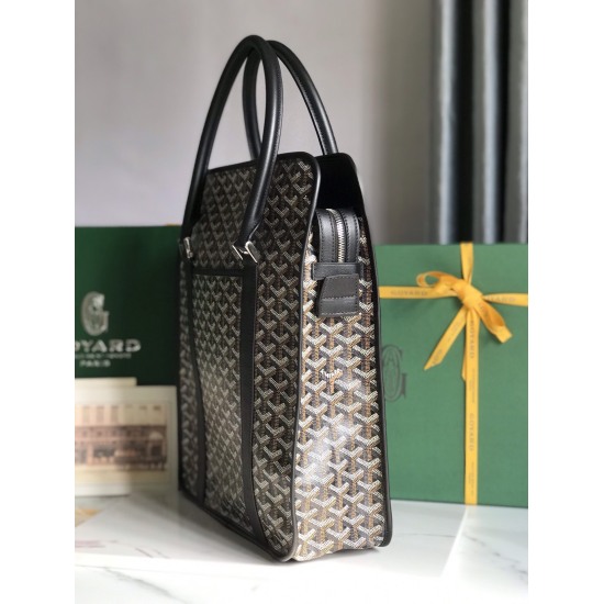 20240320 p930 [Goyard Goya] The new Bourgogne vertical briefcase reintroduces the classic works of the 1960s, not only drawing on the essence of the old version, but also having more structural functions. The body of the bag adopts a vertically compact de