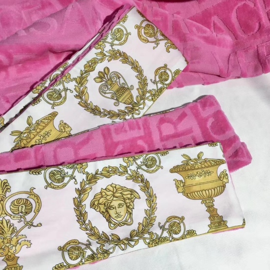 2024.01.22 Versace Pure Cotton Pink Bathrobe Material: Imported Egyptian Cotton Yarn Cut Velvet Jacquard