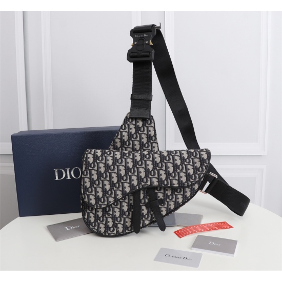 20231126 510Dior Men's Saddle Bag with Authentic Matching Box Model: 1ADPO093 (Apricot Jacquard) Size: 20 * 28.6 * 5cm Physical Photo, Same as Goods Heavy Gold Authentic Printing Reproduction Imported Apricot Jacquard Fabric with Original First Layer Grai