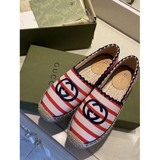 20240403 2002022 Early Spring Gucci Classic Logo Canvas Fisherman Shoes, this grass woven shoe is made of double G jacquard washed denim fabric, showcasing multiple styles in the Epilogue collection. The full body GG pattern injects a strong brand identit