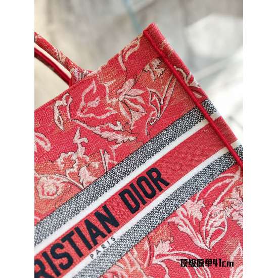 On October 7, 2023, p315 Top grade original order size 41cm full of artistic atmosphere O Dior Tote Dream Sky series DIOR CIEL DE REVE Dream Sky # 22Fall Autumn new style full of dreamy multi-color pattern embroidery Inspired by MARC BOHAN's three sizes o