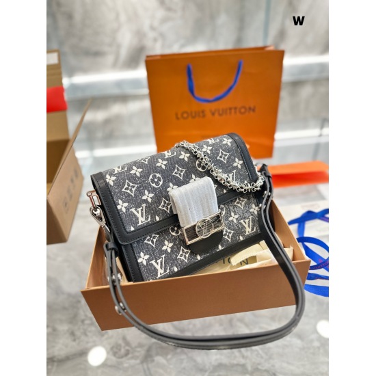 2023.10.1 p280LV Daphne/Cruise23 Early Spring New Cruise23 Early Spring New Cruise23 Daphne's Chain Blends Architectural Aesthetics with Baroque Style 24cm