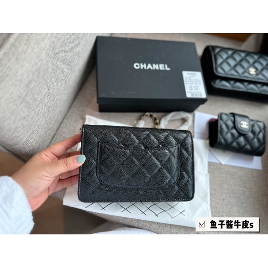 2023.10.13 230 box size: 20 * 13cm, high-quality woc ⚠️ The top layer cowhide small Xiangjia fortune bag Woc fortune bag can be arranged for oneself. Chanel fortune bag is the most commonly used one among Xiangnanbao