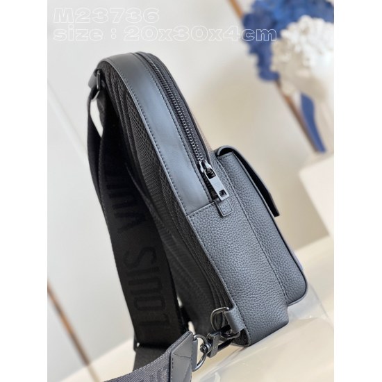 20231125 P1070 [Exclusive Real Shot M23736 Black] This Pilot shoulder bag features a popular Takeoff backpack design, featuring a rounded design, front flap, and iconic design from the LV Aerogram collection. The magnetic buckle ensures secure storage and