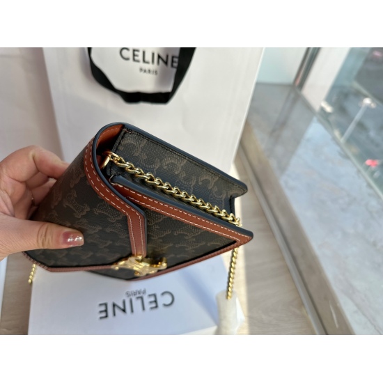 2023.10.30 205 Box size: 20 * 14cm Celine Arc de Triomphe envelope bag 22ss New products are not allowed, you don't know! Presbyopia ✔️ black ✔️