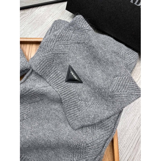 2023.10.02 120. Prada. [Wool Set Hat] Classic Set Hat! Hat ➕ Scarf! Warm and super comfortable~Winter Little Sister's Age Reducing Tool Oh~This winter, you just need such a set of hats~It's both warm and fashionable! Unisex! Can be made for couples! The a