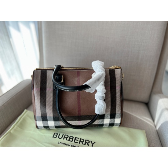 2023.11.17 220 No Box Size: 30 * 22cm Bur New Product Large Pillow Bag New Color New Grid Birch Brown Is It Very Advanced