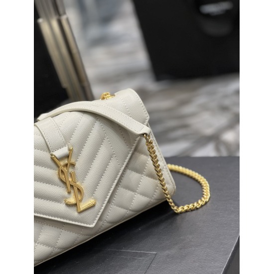 20231128 Batch: 630 # Envelope # White Gold Button Small Grain Embossed Quilted Pattern Genuine Leather Envelope Bag Classic is Eternal, Beautifying the Sky with V-Pattern and Diamondback Caviar Pattern, Very Durable, Italian Cowhide Paired with Bold Y Fa