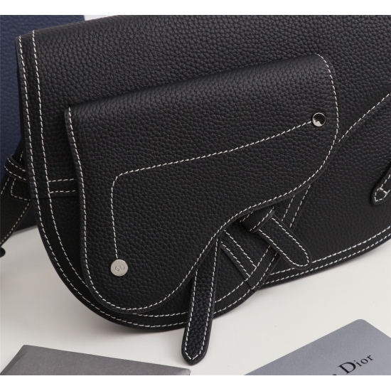 20231126 560 counter genuine products available for sale [original quality] Dior Men's SADDLE men's crossbody bag/chest bag model: 1ADPO095YKY_ H28E (black leather and white thread) beige and black Oblique prints with 
