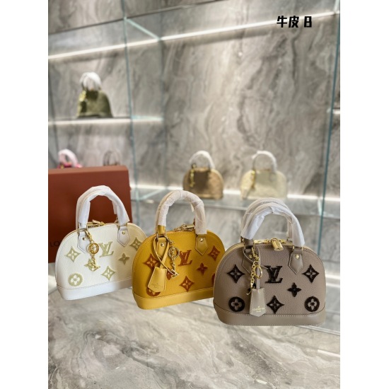 2023.10.1 p320 Elegant and understated ILVNEOALMABB cowhide printed shell bag Neo Alma BB handbag is crafted with soft Monogram Imprente leather in a delicate configuration. The contrasting lining presents bright colors, paired with a round handle and det