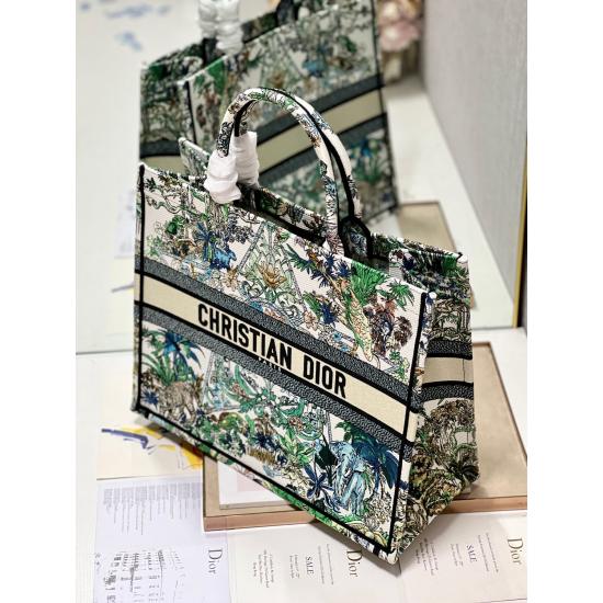 20231126 Large 780 [Dior] Hot selling Book Tote shopping bag with travel star green embroidery. This Book Tote handbag is inspired by the creative director of women's clothing, Maria Grazia Chiuri, which is a flagship product that embodies Dior's aestheti