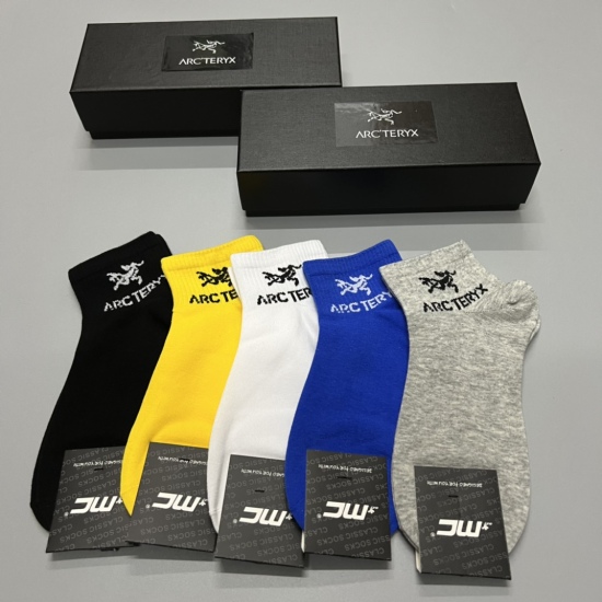 2024.01.22 ARCTERYX (Archaeopteryx) Spring 2023 New Product, Popular, Pure Cotton Quality, Comfortable and Breathable, One Box of 5 Pairs with Double Needles