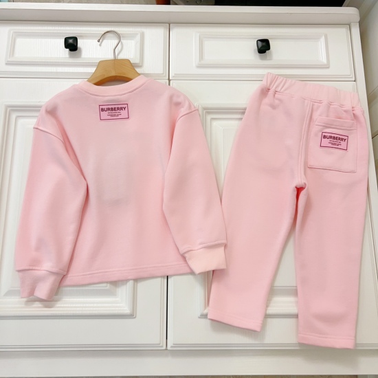 2023.07.01, regarding size issues, please consult customer service after payment. Sizes 90-160cm, 178, no discount. 2023 Spring/Summer New Product Exclusive Customized BBR Three Little Bear Sweater Set