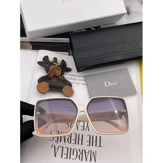 220240401 P85 [DIOR Dior] 2024 Spring New Trendy Popular Fashionable Box Sunglasses High Quality Wearing Comfort Website Popular Sunglasses Model: D3771