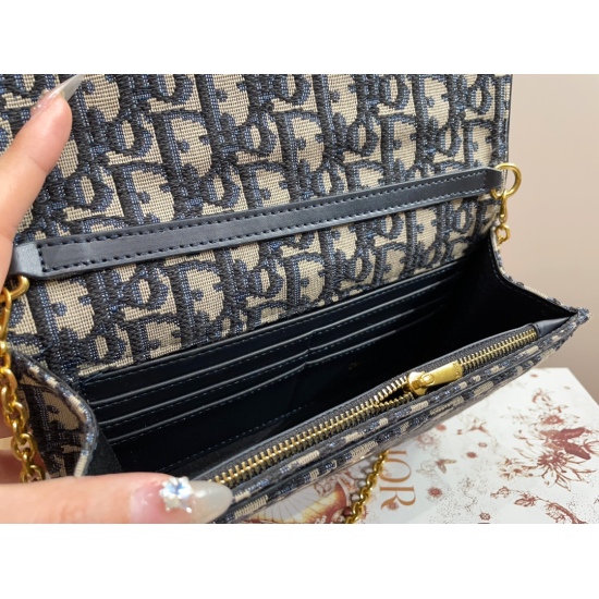 2023.10.07 P170 folding box ⚠ Size 22.15 Dior Saddle Bag Letter Envelope Simple and Magnificent Style More Lightweight and Easy to Control Various Styles