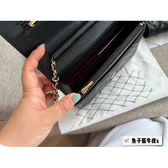 2023.10.13 230 box size: 20 * 13cm, high-quality woc ⚠️ The top layer cowhide small Xiangjia fortune bag Woc fortune bag can be arranged for oneself. Chanel fortune bag is the most commonly used one among Xiangnanbao