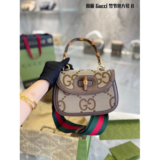 On October 3, 2023, the P280 is half elegant and half cute GUCCI bamboo joint bag, a versatile and distinctive treasure item! The bag shape itself has a strong retro and elegant tone, and has been proven over decades to be timeless. Then it was paired wit