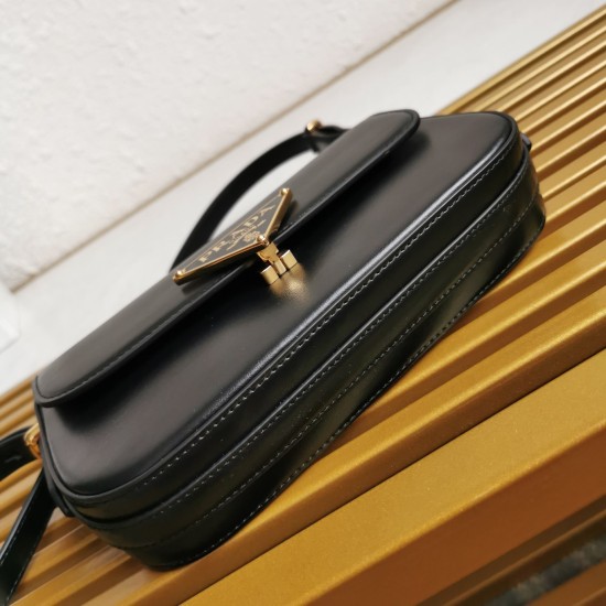 On March 12, 2024, the original 800 special grade 920 counter new flight attendant bag 1BD339 plain weave has arrived. This bag is a retro and high-end bag that catches the eye at first glance. It is made of imported plain weave cowhide and a unique trian