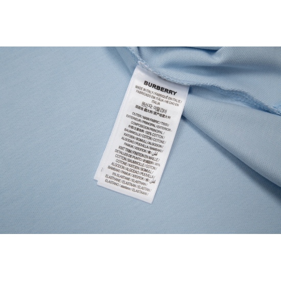 July 18, 2023 BBR, Spring/Summer 2023 New Product Launch! Official website synchronization! This is a top-notch pearl ground mercerized cotton fabric, with breathable and comfortable design elements that are very beautiful. The brand logo is embroidered w