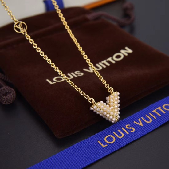 20240411 BAOPINZHIXIAO has died in the United States ✨✨ LV Louis Vuitton's New Pearl Necklace 18