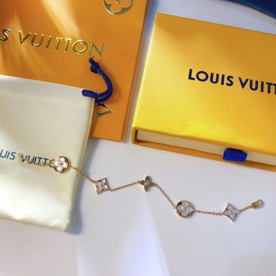 20240411 BAOPINZHIXIAOLv Louis Vuitton Five Flower Bracelet 40
