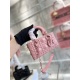 On October 7th, 2023, the original cowhide p355Dior is going against the weather again! Is the combination of diamond rattan pattern and minilady still struggling? I like the diamond surface, but only the horizontal version of D-Joylady? Now Dior perfectl