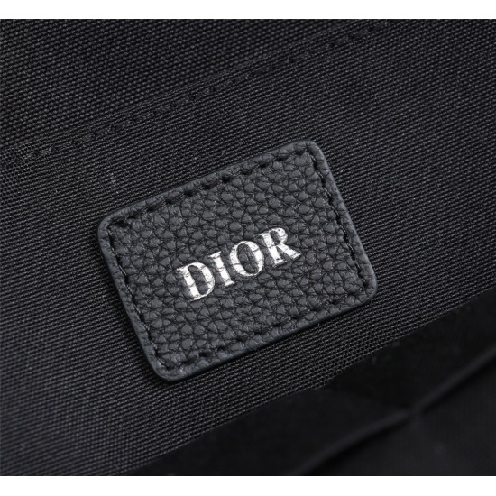 20231126 570 counter genuine products are available for sale. [Top quality original order] Dior Men's OBLIQUE Backpack Model: 1VOBA088 (black jacquard) Size: 30 * 42 * 15cm Physical photo taken, same as the goods. Heavy gold genuine printing and reproduct