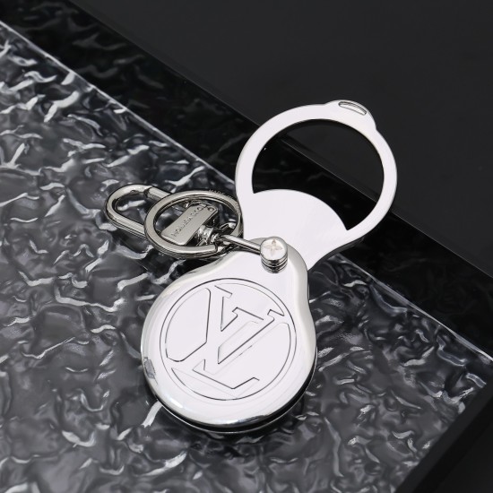 2023.07.11  latest keychain pendant. Open the bottle of gas. Merge into one