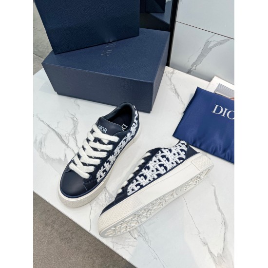 2024.01.17 B33 Sports Tennis Shoes - Navy Blue Embroidered Spring 2024 New Edition, showcasing a classic tennis shoe with a stylish silhouette that highlights a heavy texture. Crafted with navy blue smooth cow leather and embellished with cream white thre