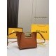 2023.10.26 P205 (with box) size: 20 * 18FENDI Fendi Way small handbag Fendi elegant and minimalist style double FF logo is even more classic and recognizable. The overall structure of the high calf leather material is very three-dimensional