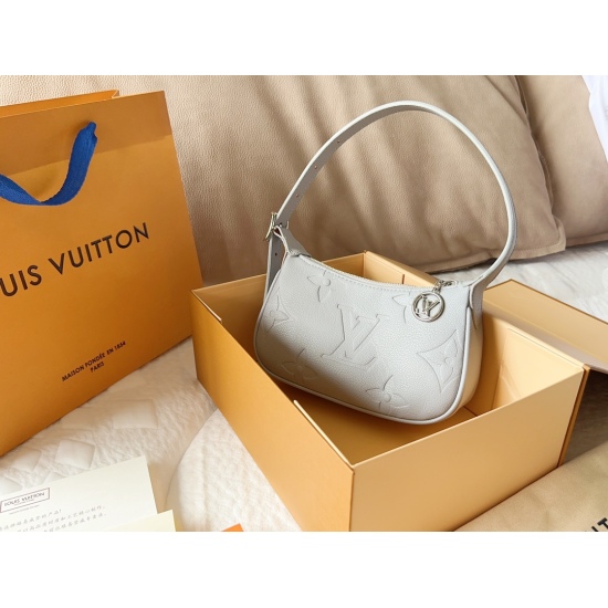 2023.10.1 160 box size: 21 11cmL home underarm bag with beautiful underarm back! A bag that looks more and more durable! Upper body effect Grandma's love is so explosive! Search Lv Underarm Bag