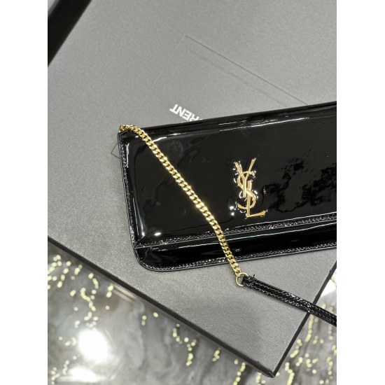20231128 Batch: 480MONOGRAM_ Black patent leather with gold buckle Phone Holder mini bag_ For the current super popular trend of small bags, this is definitely worth buying! Beauty and practicality coexist, and iPhone Plus can be included. Whether male or