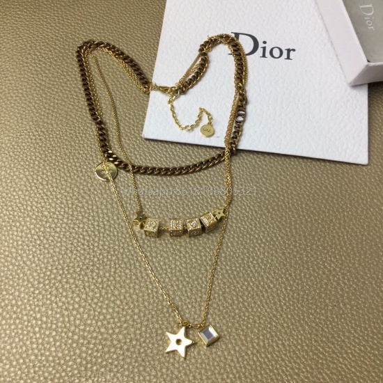 2023.07.23 Dior's latest Lucky Dice series three-layer multi-layer dice full diamond necklace adopts brand logo elements and Swarovski crystal Pentagram ⭐ A stylish and stylish design that not only shows a small face but also complements the skin tone, ma
