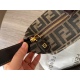 2023.10.26 205 box (upgraded version) size: 18 * 12cm Fendi mini lunch box bag Fendi 20ss bento bag!!! ⚠️ Two shoulder straps!