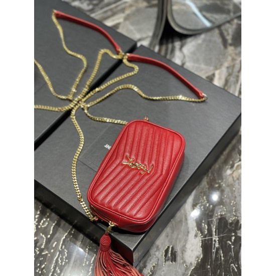 20231128 batch: 580 red gold buckle_ Top imported cowhide camera bag, ZP open mold printing, to be exactly the same! Very exquisite! Paired with fashionable tassel pendants! Full leather inside and outside, with card slots inside the bag! Very practical a