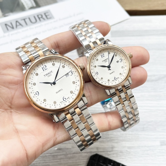 20240417 White 240 Rose Gold 260 Steel ➕ 10 diamonds ➕ 20 TISSOT's official new product, the Carson Zhen series pearl shell inlaid diamond couple watch, showcases the spring charm on the wrist. The clean color scheme exudes a touch of harmony, and the uni