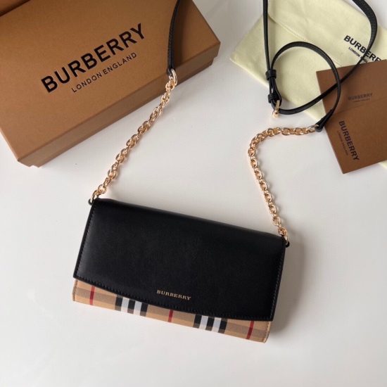 2024.03.09P500 (Top Original Quality)! Burberry Horseferry plaid leather chain embellishment wallet ➰ 【 B • Home 】 Original order~Comes with chain embellished leather shoulder straps. This product can be used as a small handbag alone, or as a wallet to be
